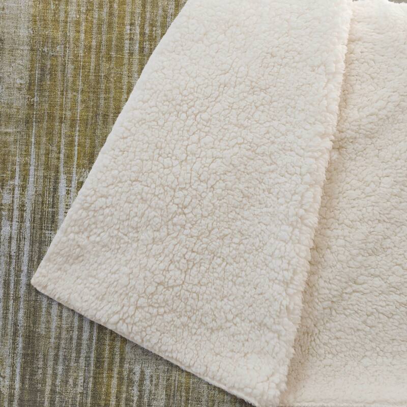 Premium Machine Washable Casual Contemporary Sherpa Throw Blanket
