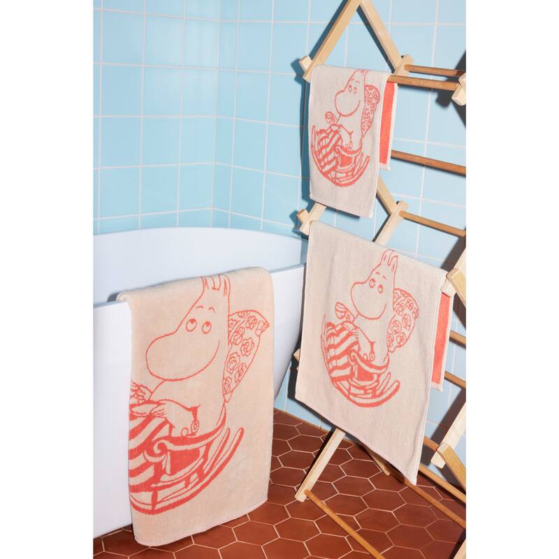Moomin by Arabia Bath Towel 27.5x55in Moominmamma Peach - 27.5 x 55"
