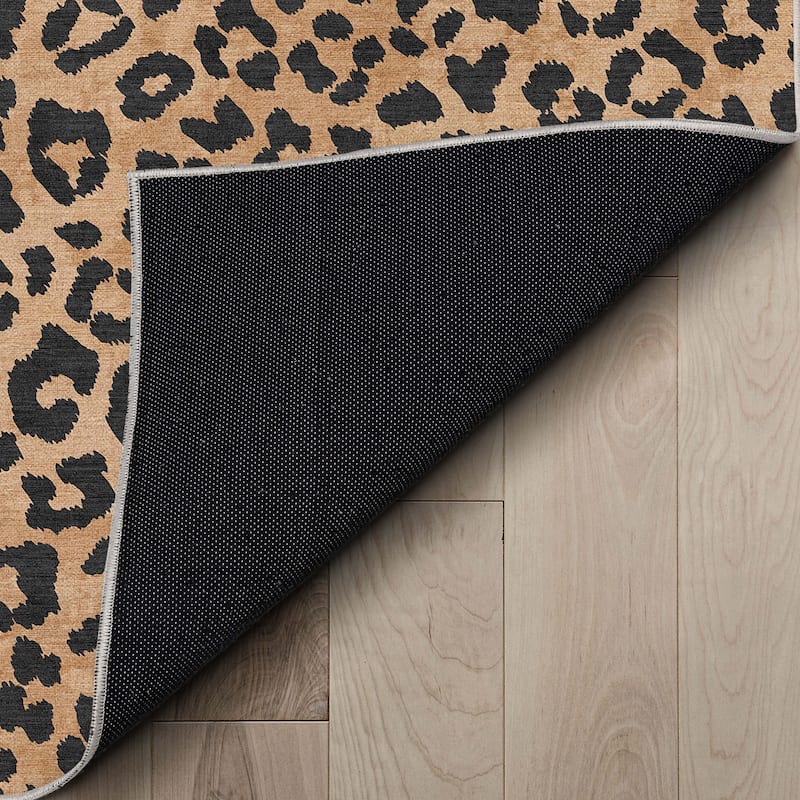 Well Woven Animal Prints Leopard Novelty Animal Print Flat Pile Rug