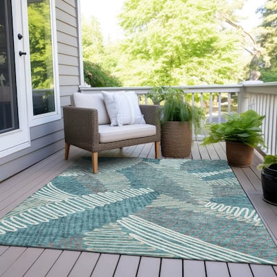 Machine Washable Indoor/ Outdoor Chantille Contemporary Squiggles Rug
