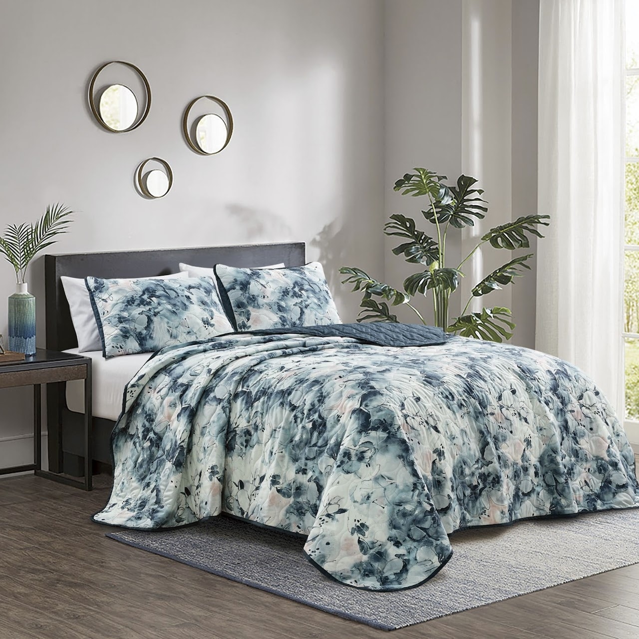 3 Piece Blue Pink Abstract Floral Reversible Quilt Coverlet Bedspread Bedding Set