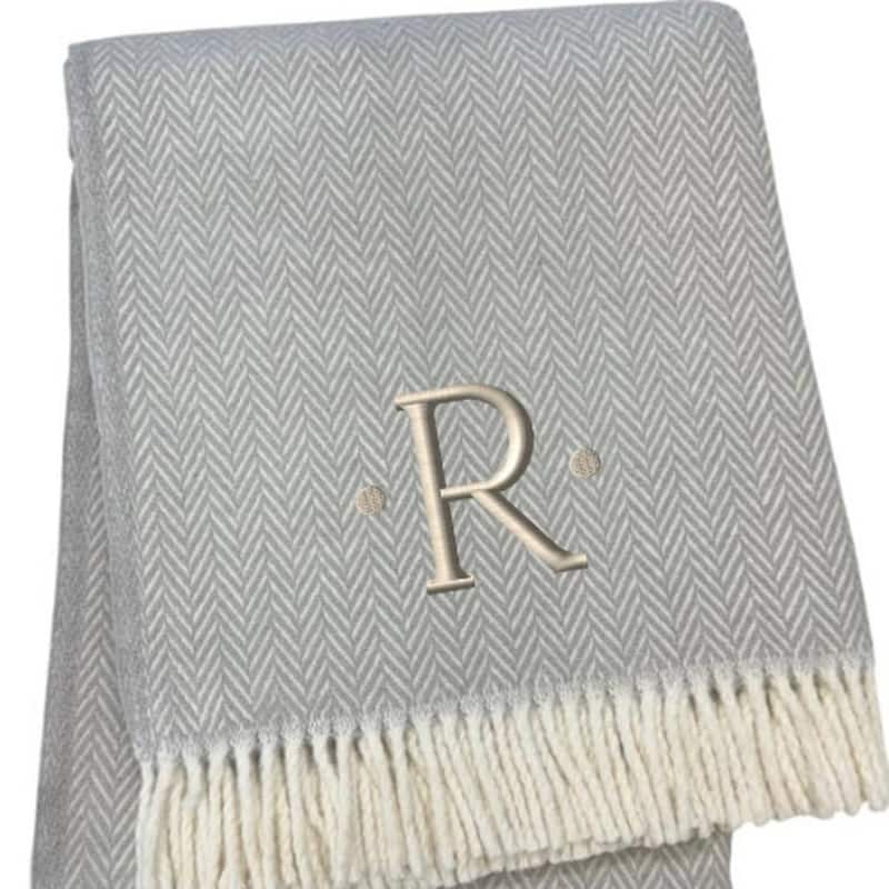 HomeRoots 55" X 70" Gray And White Herringbone Cotton Blend R Initial Throw Blanket with Tassels And Embroidery