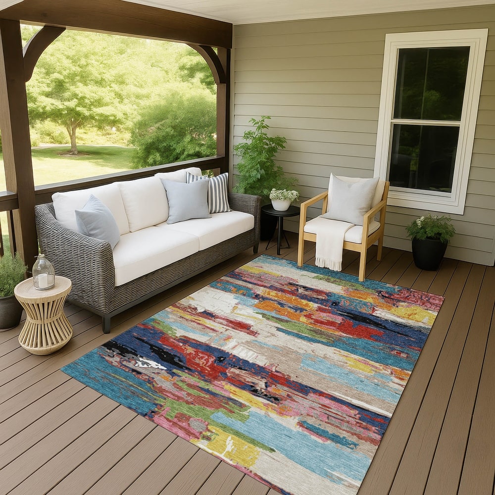 Machine Washable Indoor/ Outdoor Abstract Contemporary Chantille Rug