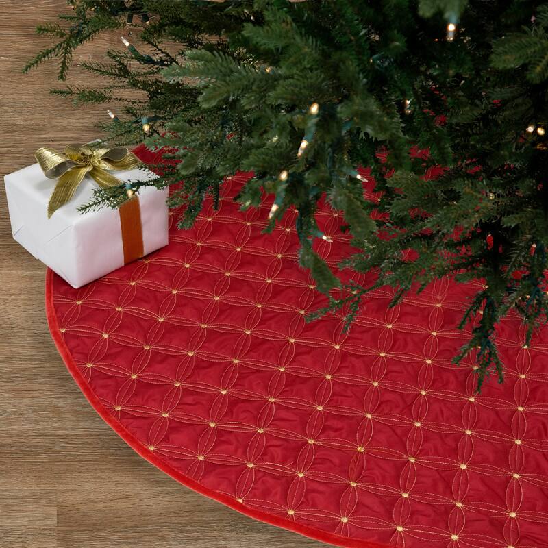 Round Quilted Christmas Tree Skirt - 72“ - Red