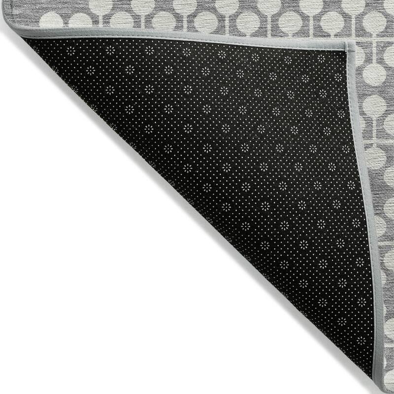 Machine Washable Indoor/ Outdoor Modern Ailey Chantille Rug