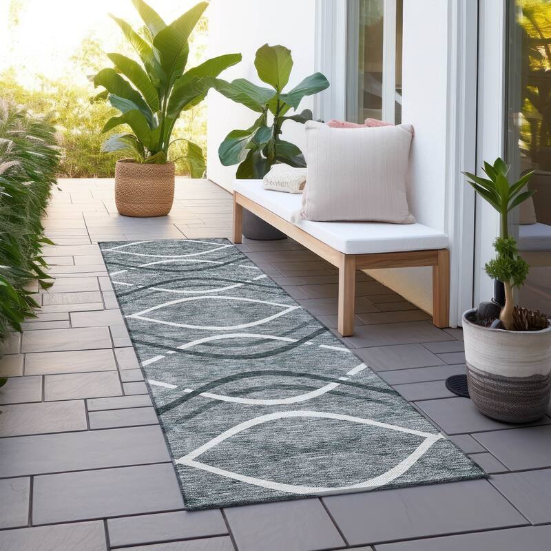 Machine Washable Indoor/ Outdoor Chantille Contempo Deco Rug - Gray - 2'3" x 7'6"