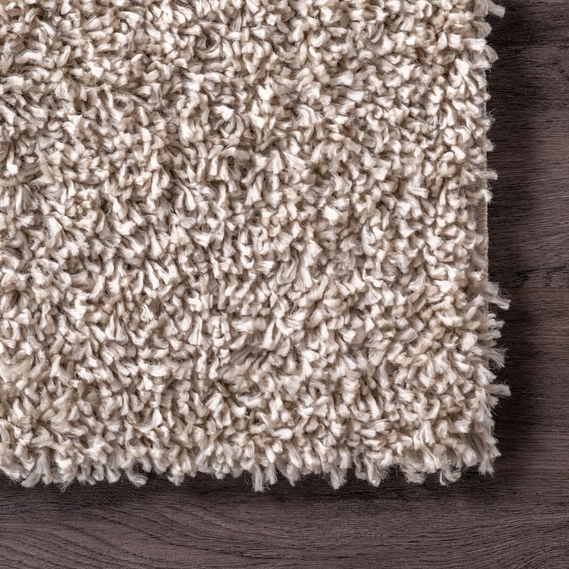 Nuloom Kara Solid Shag Area Rug