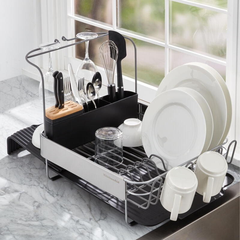 https://ak1.ostkcdn.com/images/products/is/images/direct/5b9b65da2f4b30f9e75812bd7c72fed225e8643f/KitchenAid-Full-Size-Expandable-Dish-Drying-Rack%2C-24-Inch.jpg
