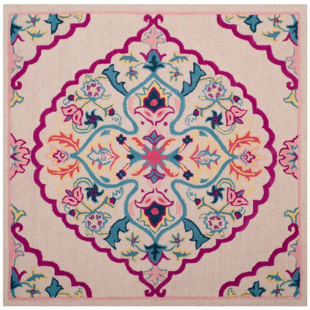 SAFAVIEH Handmade Bellagio Junie Medallion Wool Rug - 5' x 5' Square - Light Pink