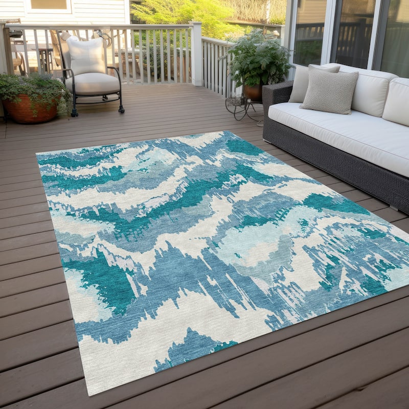 Machine Washable Indoor/ Outdoor Chantille Ombre Abstract Rug