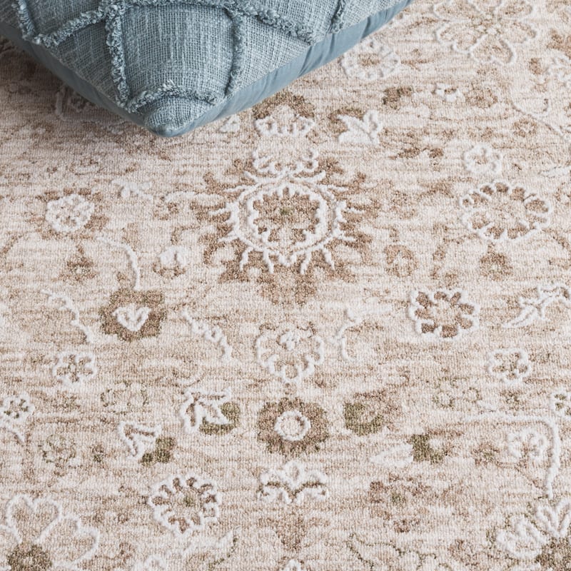 SAFAVIEH Finley Orjola Vintage Distressed Rug