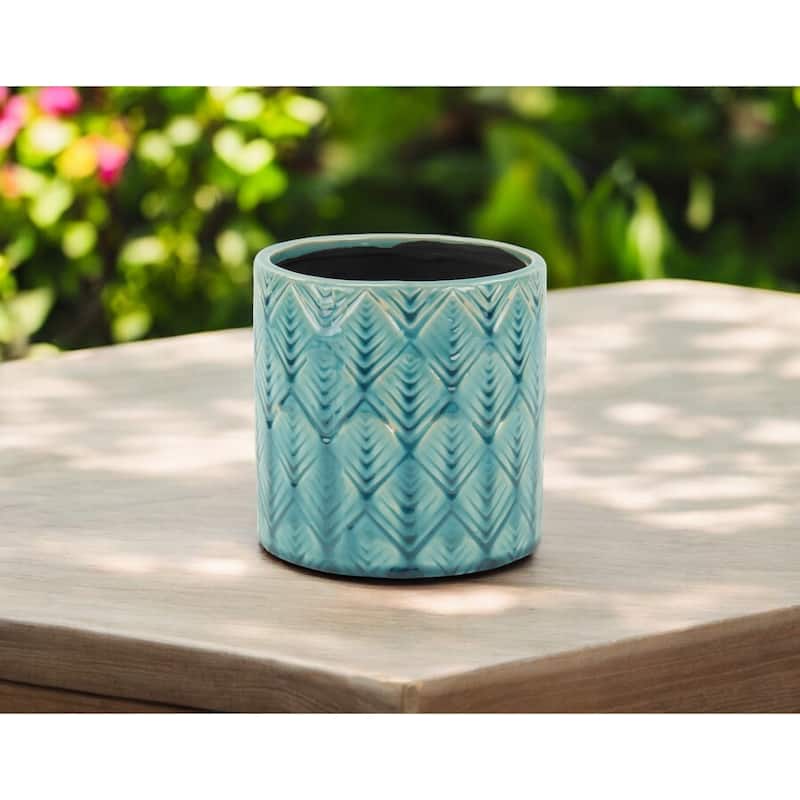 HomeRoots 6" Turquoise Geometric Ceramic Indoor Outdoor Round Pot Planter - Turquoise