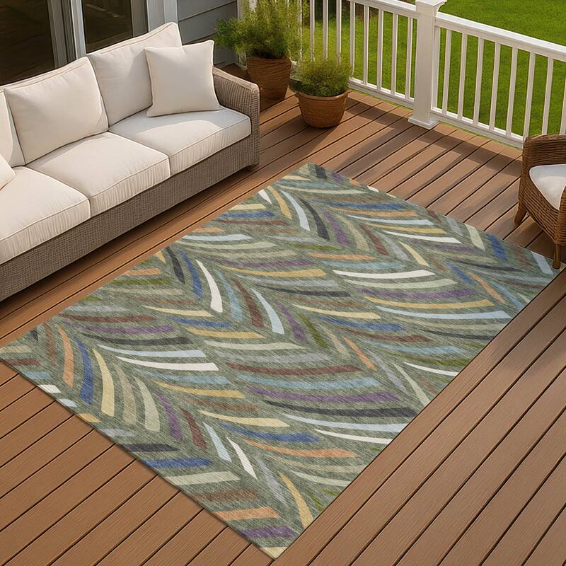 Machine Washable Indoor/ Outdoor Modern Feather Chantille Rug