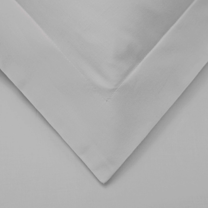Superior ﻿﻿Cotton Blend Thread Count 1000TC Duvet Cover Set (Set of 3)