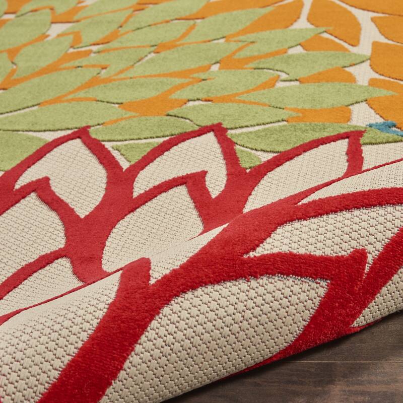 HomeRoots Contemporary Square Outdoor Rug - 5' Square