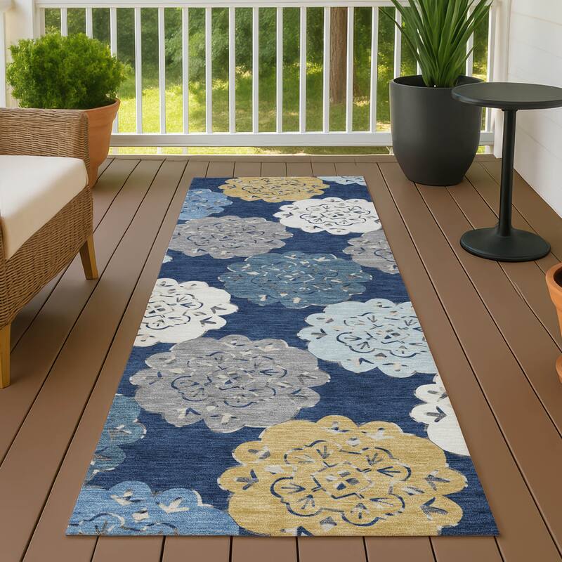 Machine Washable Indoor/ Outdoor Global Motif Chantille Rug - Navy - 2'3" x 7'6"