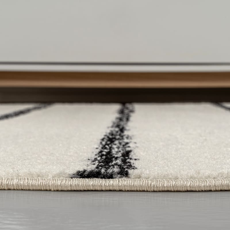 JONATHAN Y Alia Minimalist Stripe Area Rug