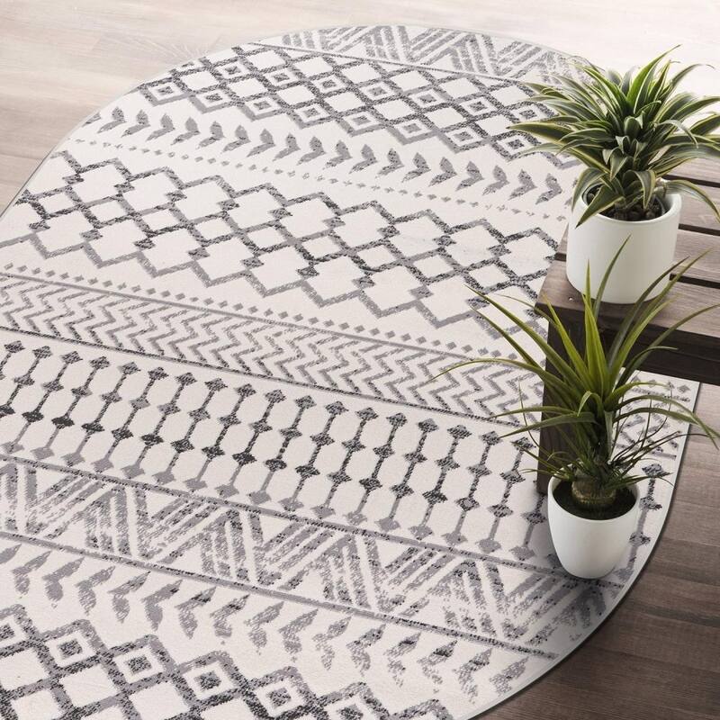 5'x7' Oval Boho Area Rug Geometric Design Non-Shedding - 60*84