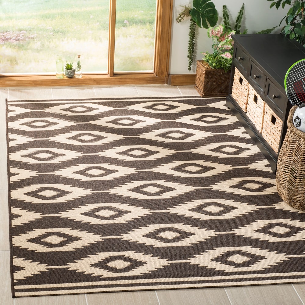 SAFAVIEH Linden Seda Indoor/ Outdoor Waterproof Patio Backyard Rug