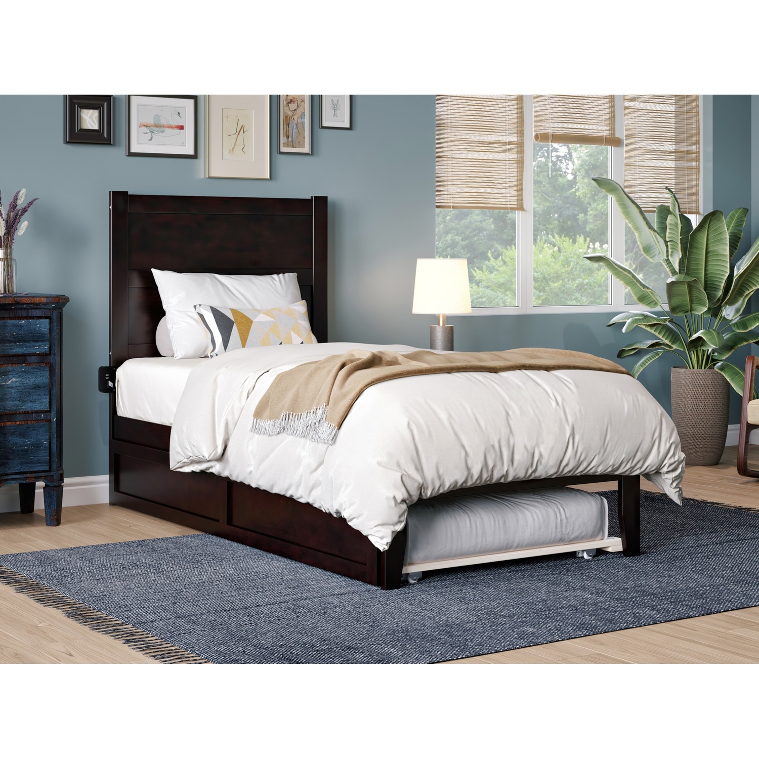 Platform Bed - 38" x 76" x 47"