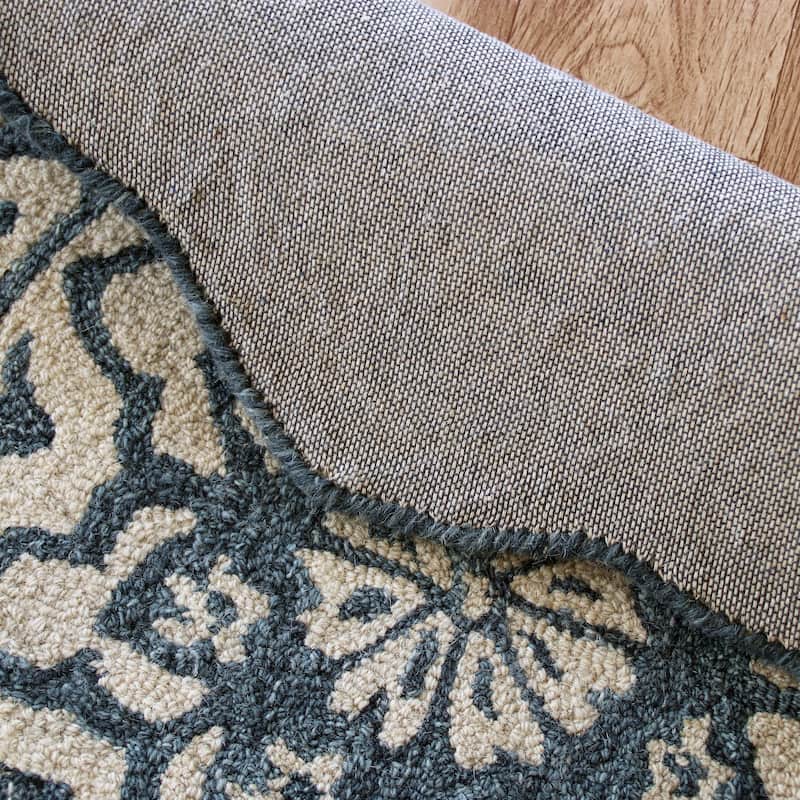 Lilly Medallion Floral Blue/Ivory Handmade Indoor Area Rug by Sevita