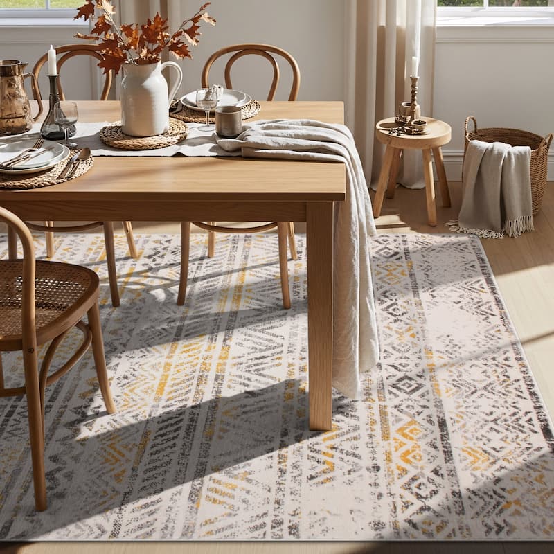 The Curated Nomad Midtown Geometric Distressed Bohemian Rug