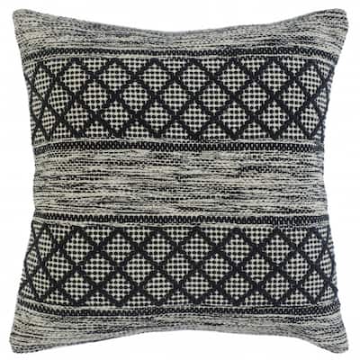 HomeRoots 20" X 20" Gray And Black 100% Cotton Geometric Zippered Pillow