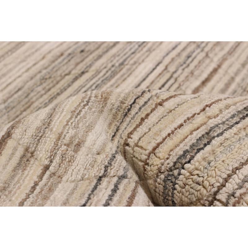 ECARPETGALLERY Hand Loomed Kashkuli Gabbeh Ivory Wool Rug - 5'7 x 7'9