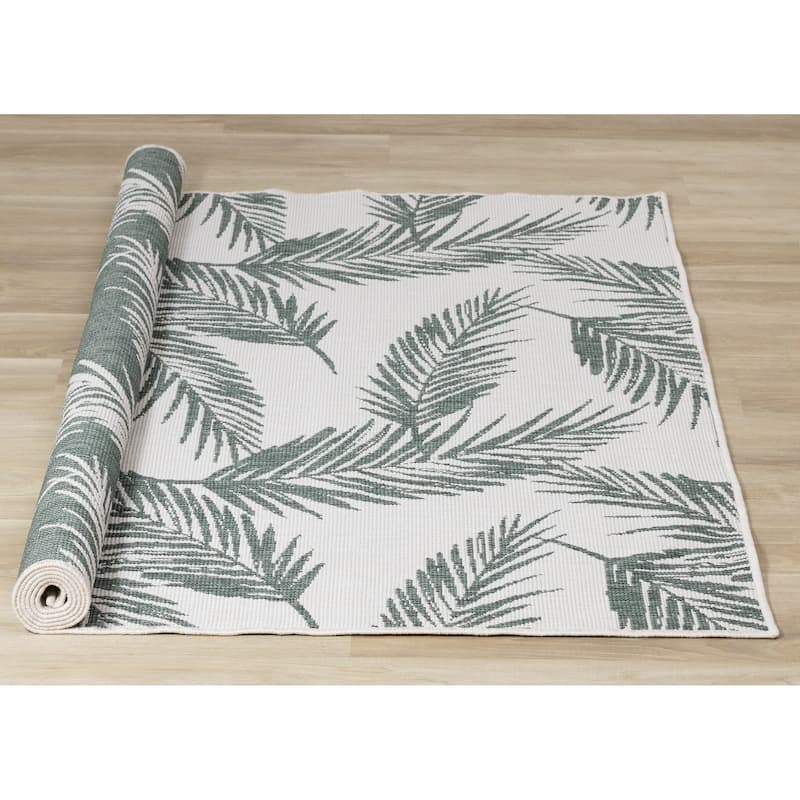 Green Cream Reversible Leaves Indoor/Outdoor Area Rug