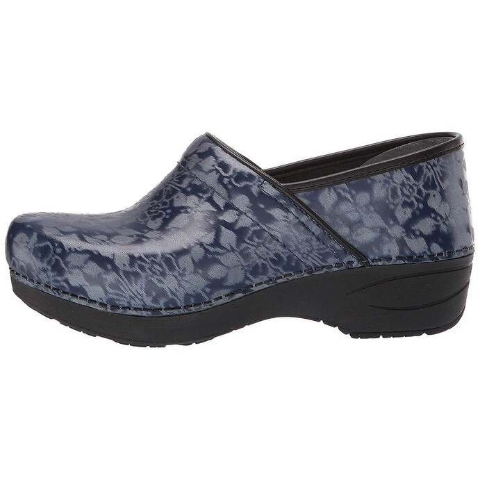 tooled leather clogs