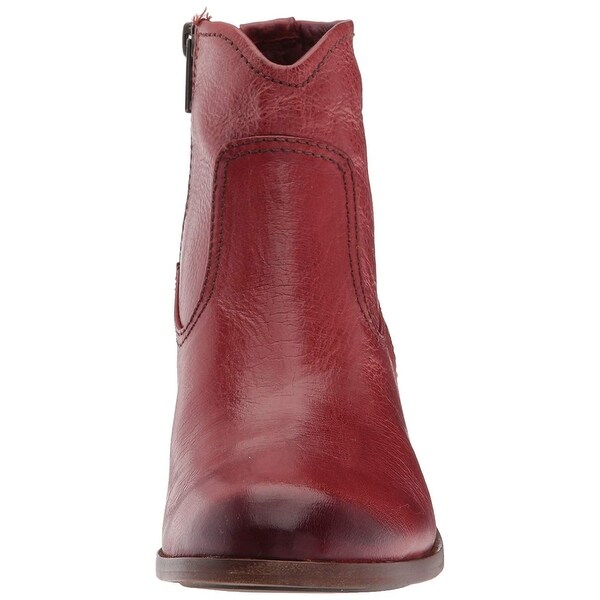 claire bootie frye