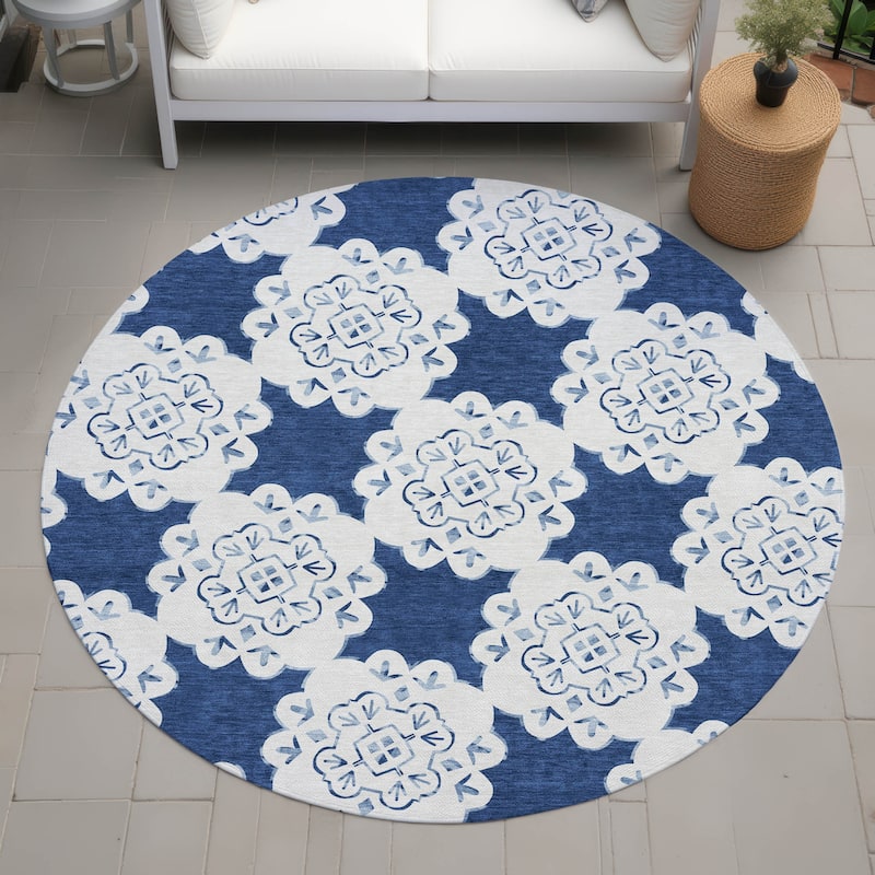 Machine Washable Indoor/ Outdoor Global Motif Chantille Rug - Navy - 8' x 8'