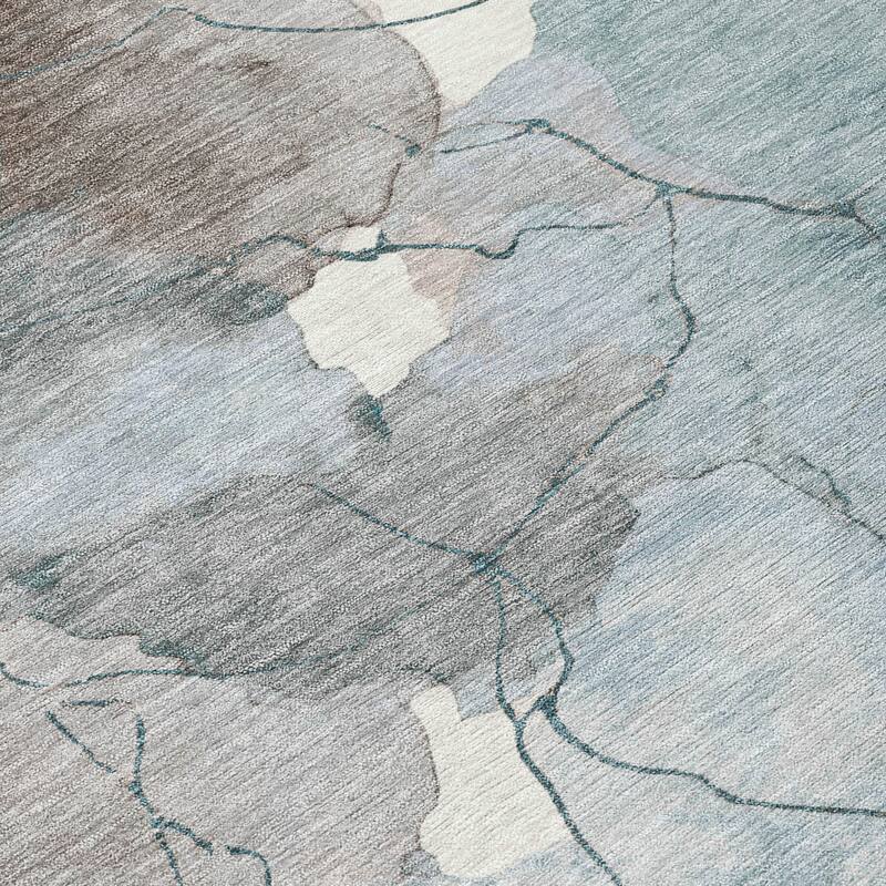 Machine Washable Indoor/ Outdoor Floral Mara Chantille Rug