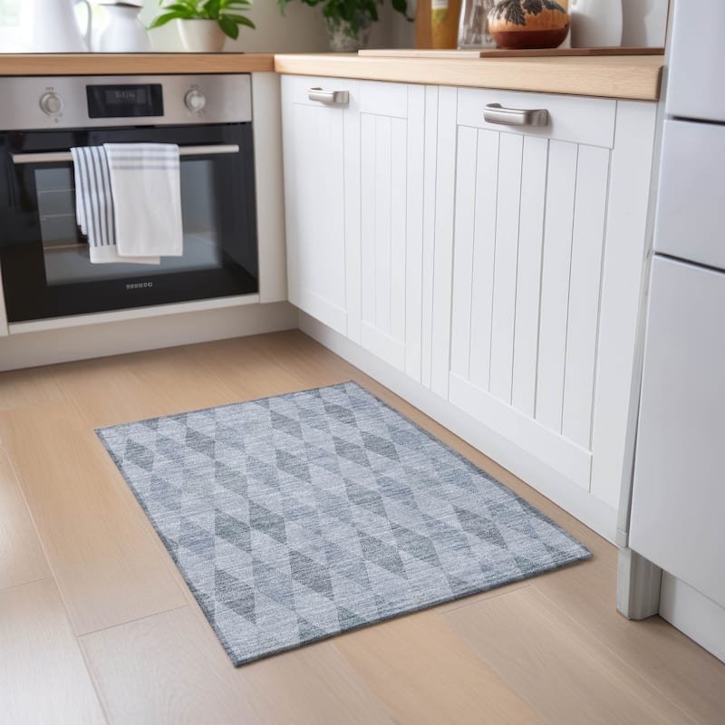 Machine Washable Indoor/ Outdoor Argyle Chantille Rug - Denim - 1'8" x 2'6"