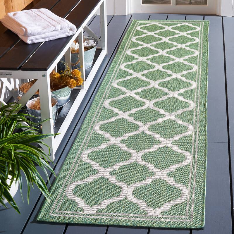 SAFAVIEH Bermuda Washable Edelt Indoor/ Outdoor Waterproof Rug