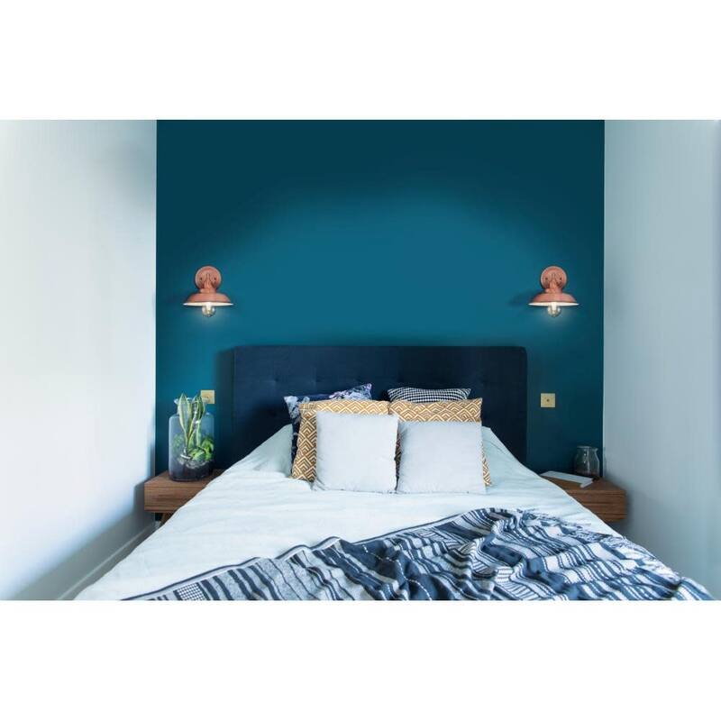 Roseto Red Deer Single Light 8" Tall Wall Sconce