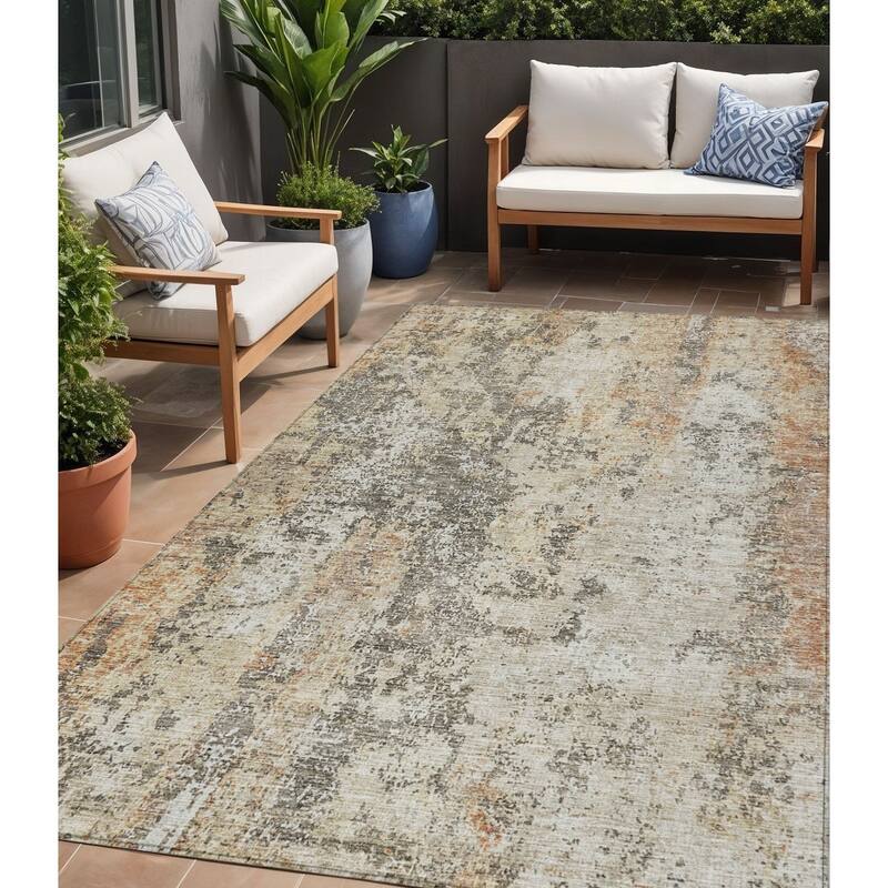 HomeRoots Abstract Transitional Rectangle Outdoor Rug - 5' X 8'
