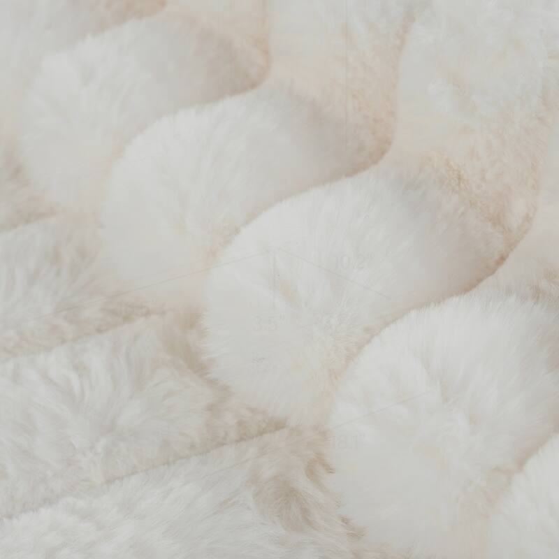 Comfortable Oversized Sofa with Plush Pillows for Relaxing Moments