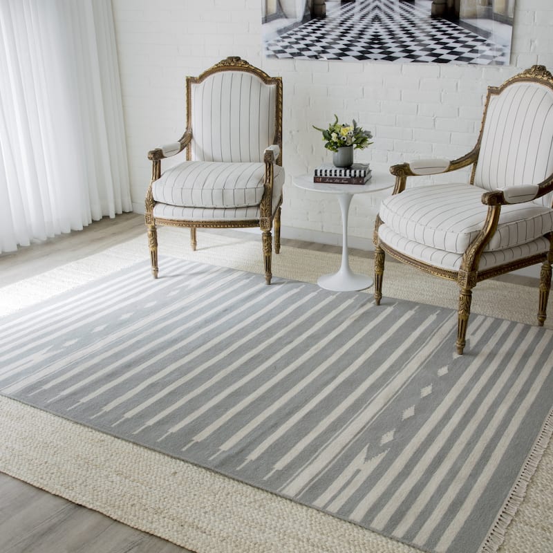 Skyline Decor Light Green Thompson Rugs in Rectangle Shape - Big