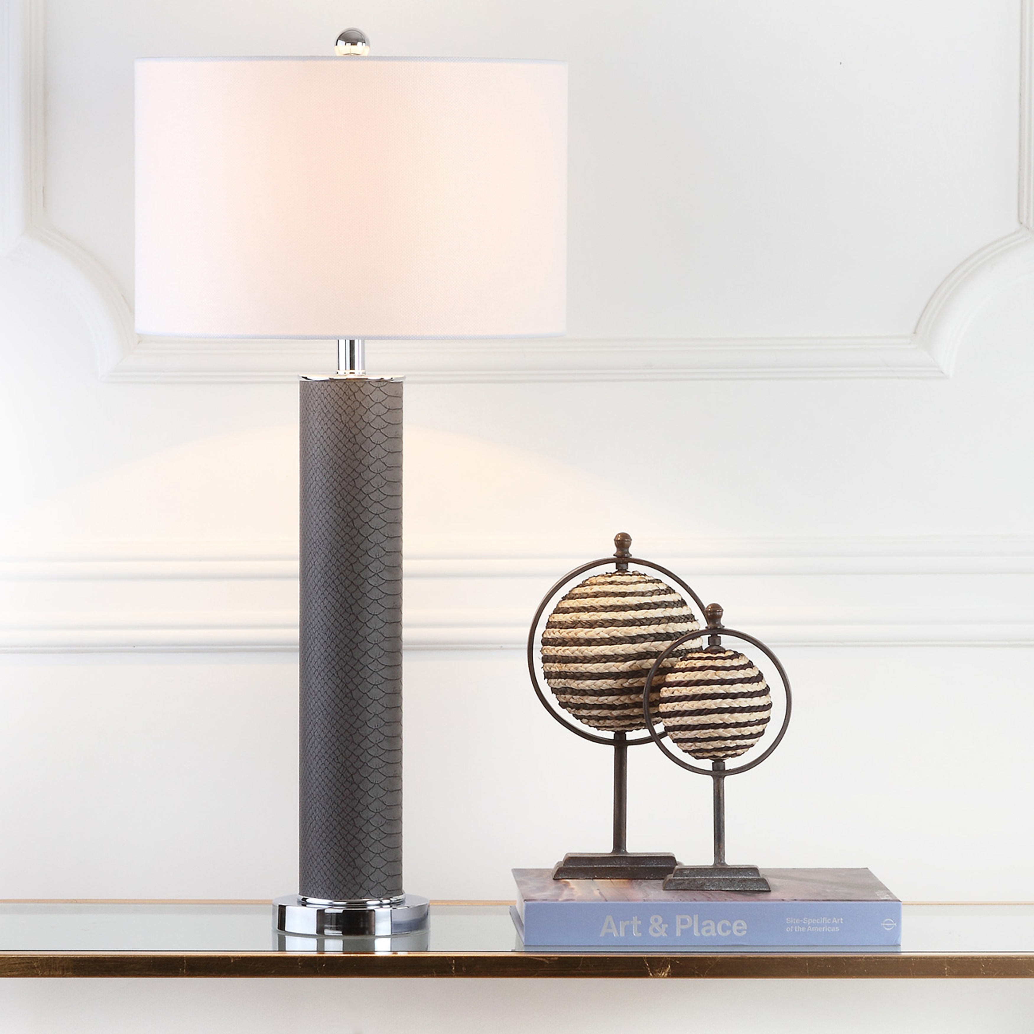 SAFAVIEH Lighting Tomika 32-inch Faux Alligator Grey Table Lamp (Set of 2) - 15"x15"x31.5" - 15Wx15Dx32H