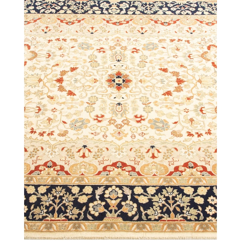 Overton Handknotted Wool Traditional Oriental Ivory Area Rug - 4' x 6'