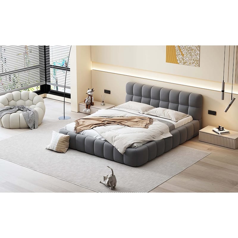 Queen Size Soid Wood Platform Bed with Thick Fabric