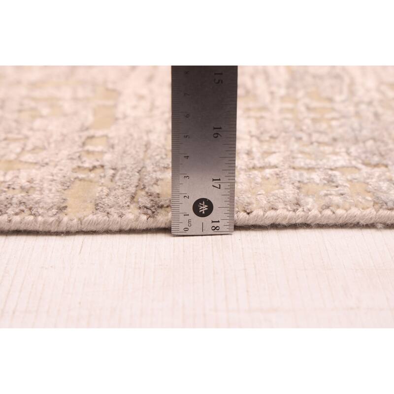 ECARPETGALLERY Hand-knotted Legacy Light Grey Silk, Wool Rug - 8'1 x 10'3