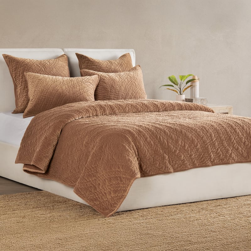 Villa by Classic Home Elms Velvet Cotton Blend Quilt