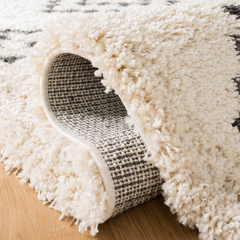 SAFAVIEH Moroccan Fringe Shag Laurine 2-inch Thick Rug
