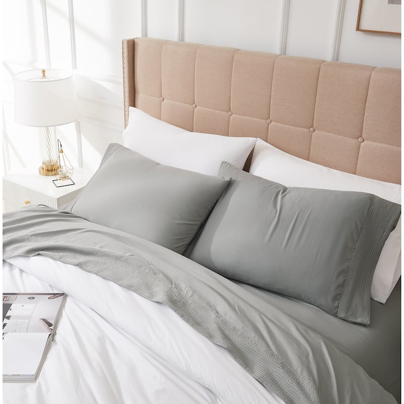 Vilano 21-inch Extra Deep Pocket 4-Piece Bed Sheet Set with Pleated Hem