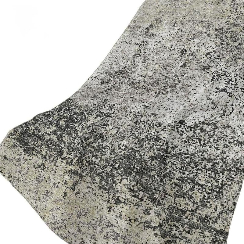 HomeRoots 50" X 70" Gray And Black Abstract Polyester Woven Plush Throw Blanket