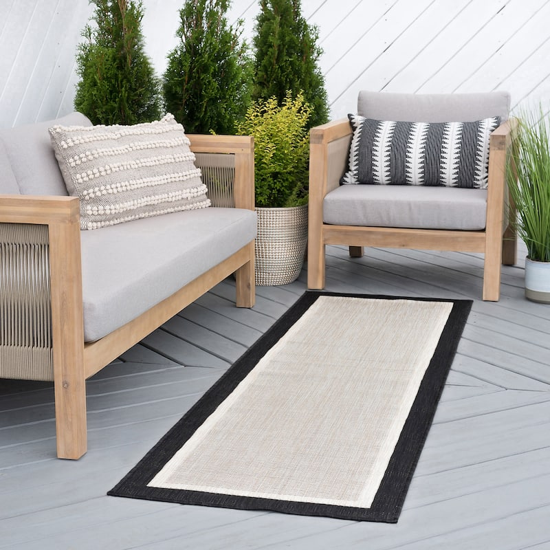 Exo Coastal Border Indoor/Outdoor Area Rug - 2'2'' x 7'3'' - Black/Cream