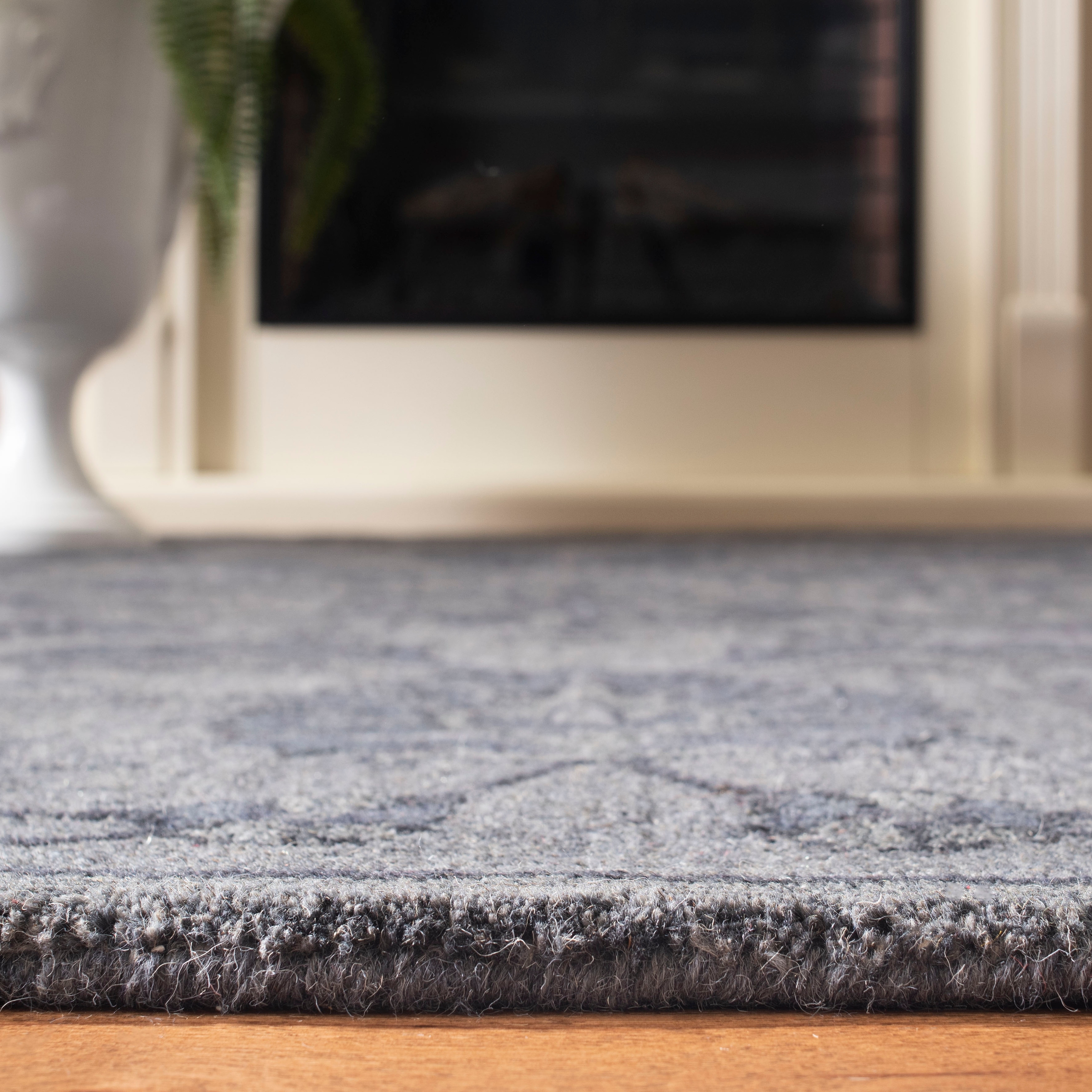 SAFAVIEH Handmade Antiquity Arie Traditional Oriental Wool Rug