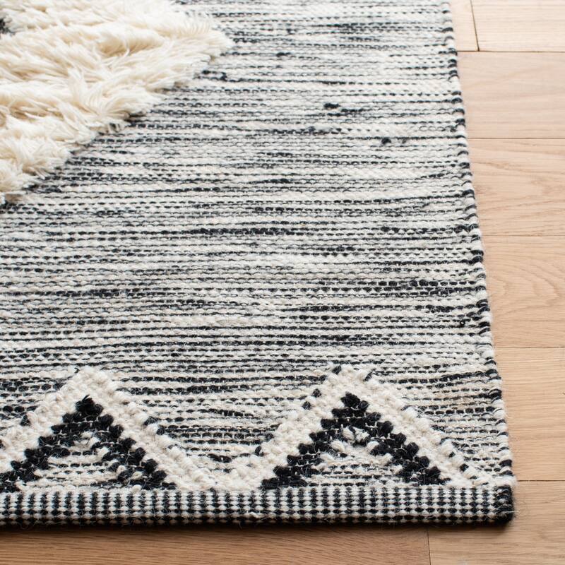 SAFAVIEH Handmade Kenya Eleftheria Southwestern Wool Rug